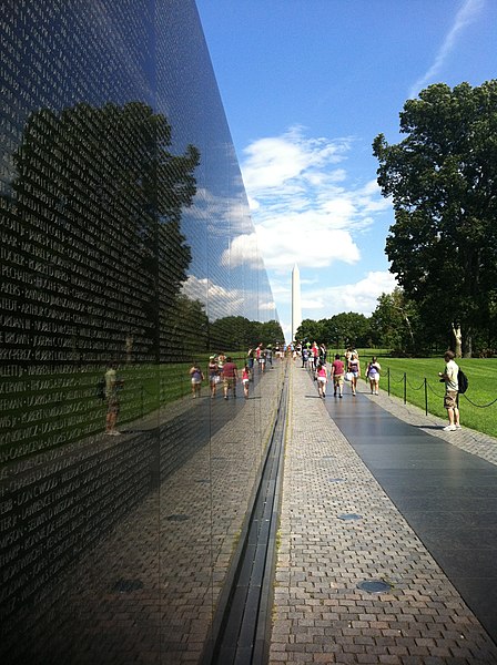 Photographie du Vietnam War Memorial à Washington DC.